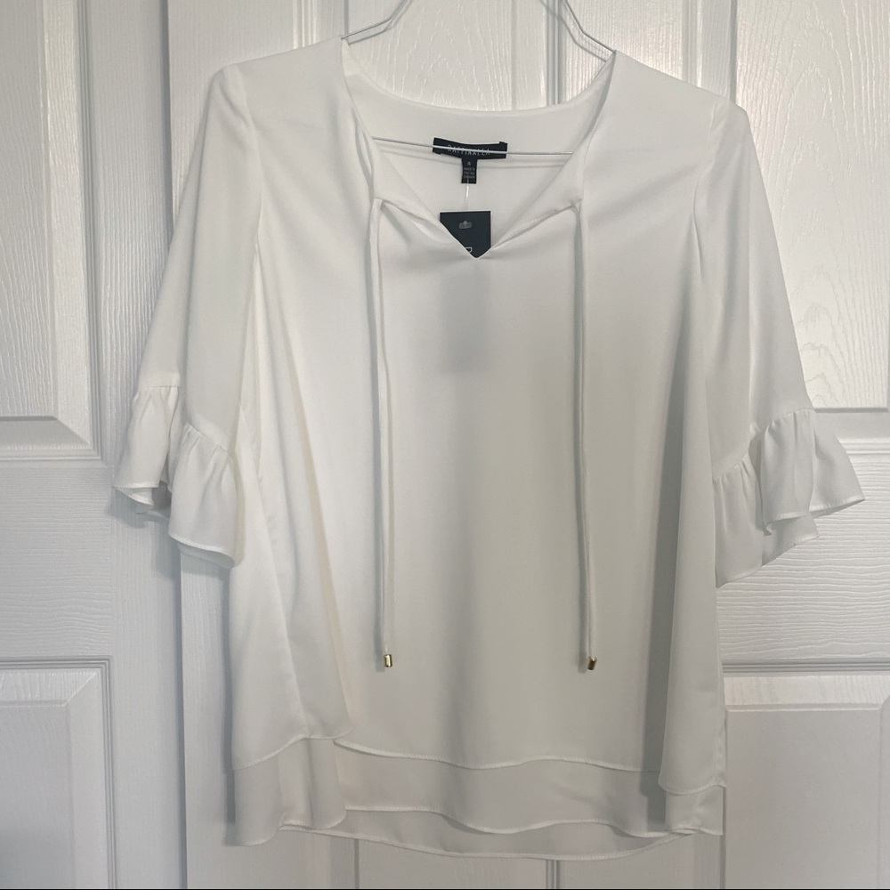 Raffinalla White Blouse Top with Cropped Sleeves